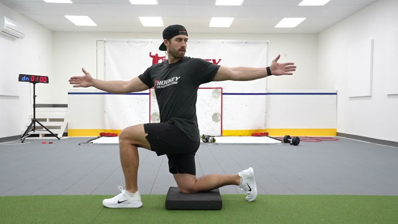 Step-by-Step Guide To Scapular Retraction Exercises