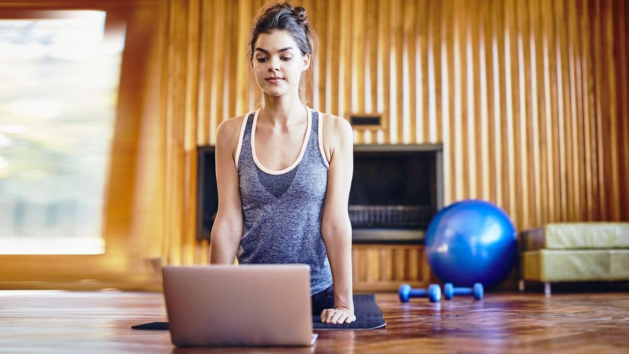 10 Benefits of Hiring an Online Fitness Coach